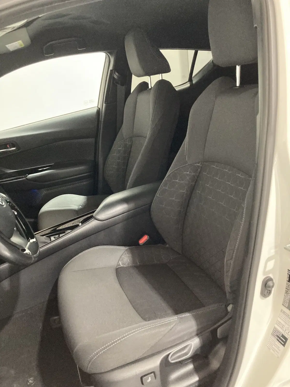 Toyota Toyota C-HR usata a Barletta-Andria-Trani (10)