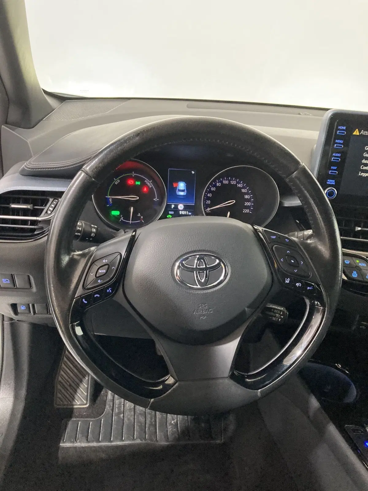 Toyota Toyota C-HR usata a Barletta-Andria-Trani (13)