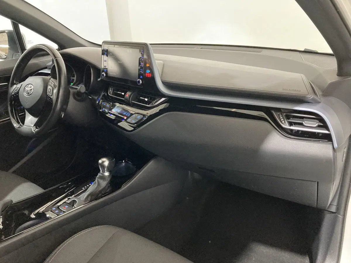 Toyota Toyota C-HR usata a Barletta-Andria-Trani (19)