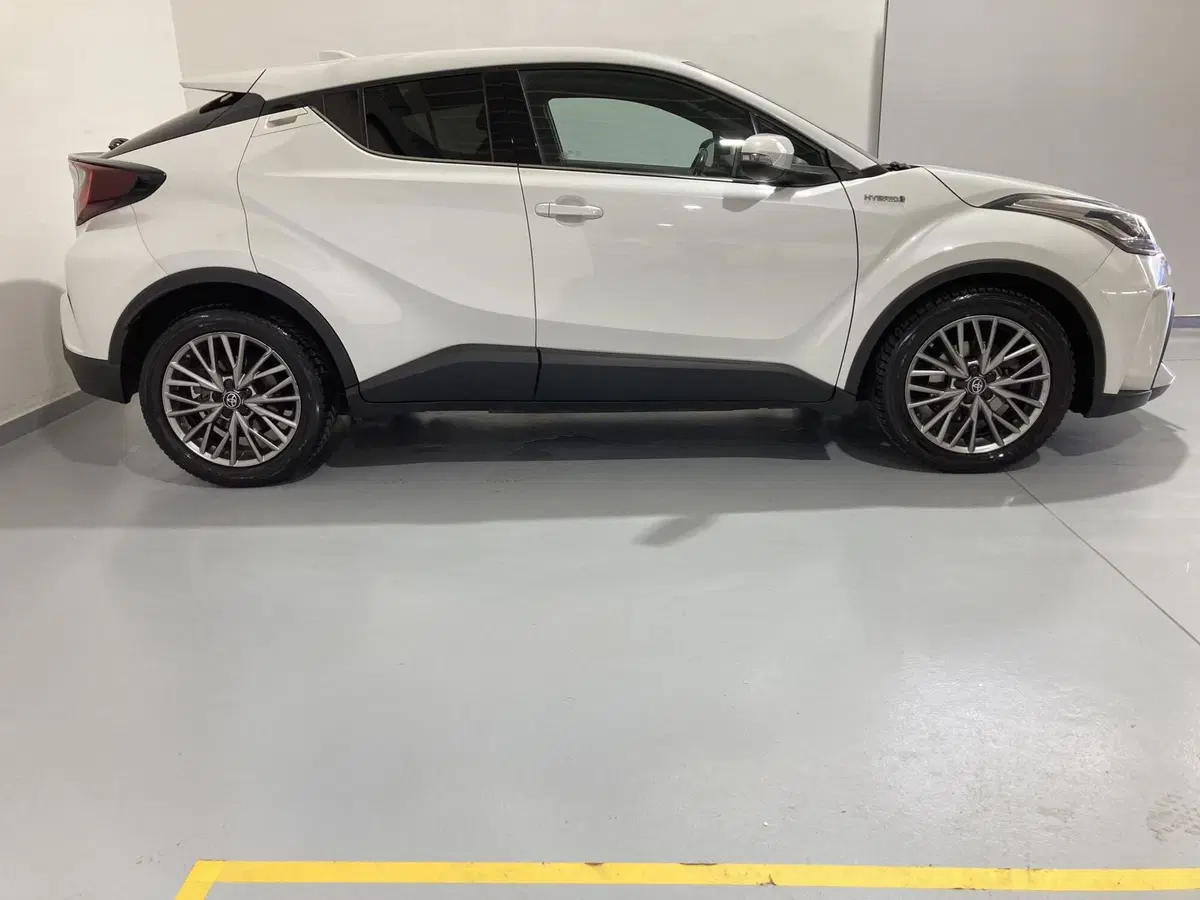 Toyota Toyota C-HR usata a Barletta-Andria-Trani (5)