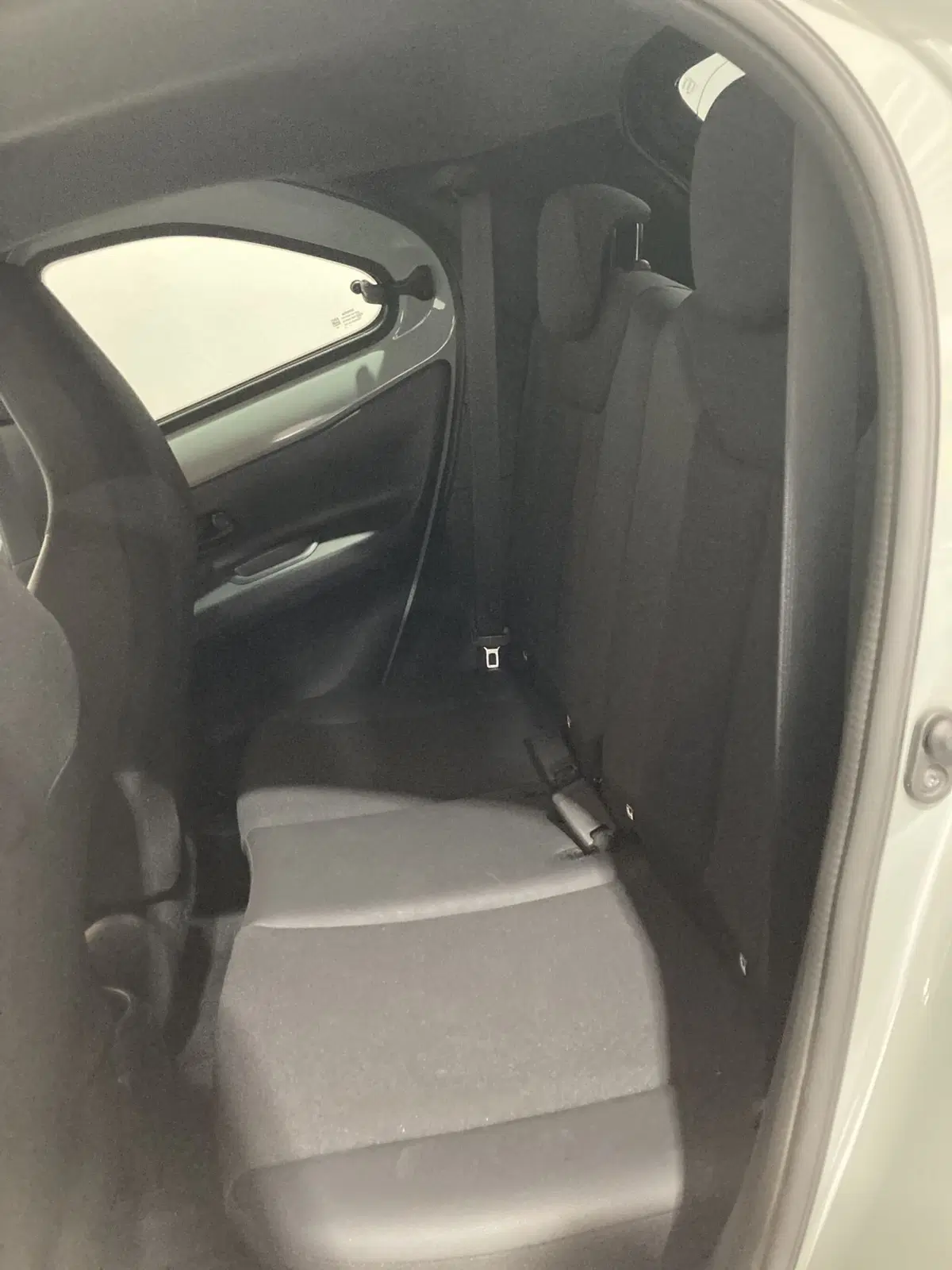 Toyota Aygo X usata a Barletta-Andria-Trani (8)