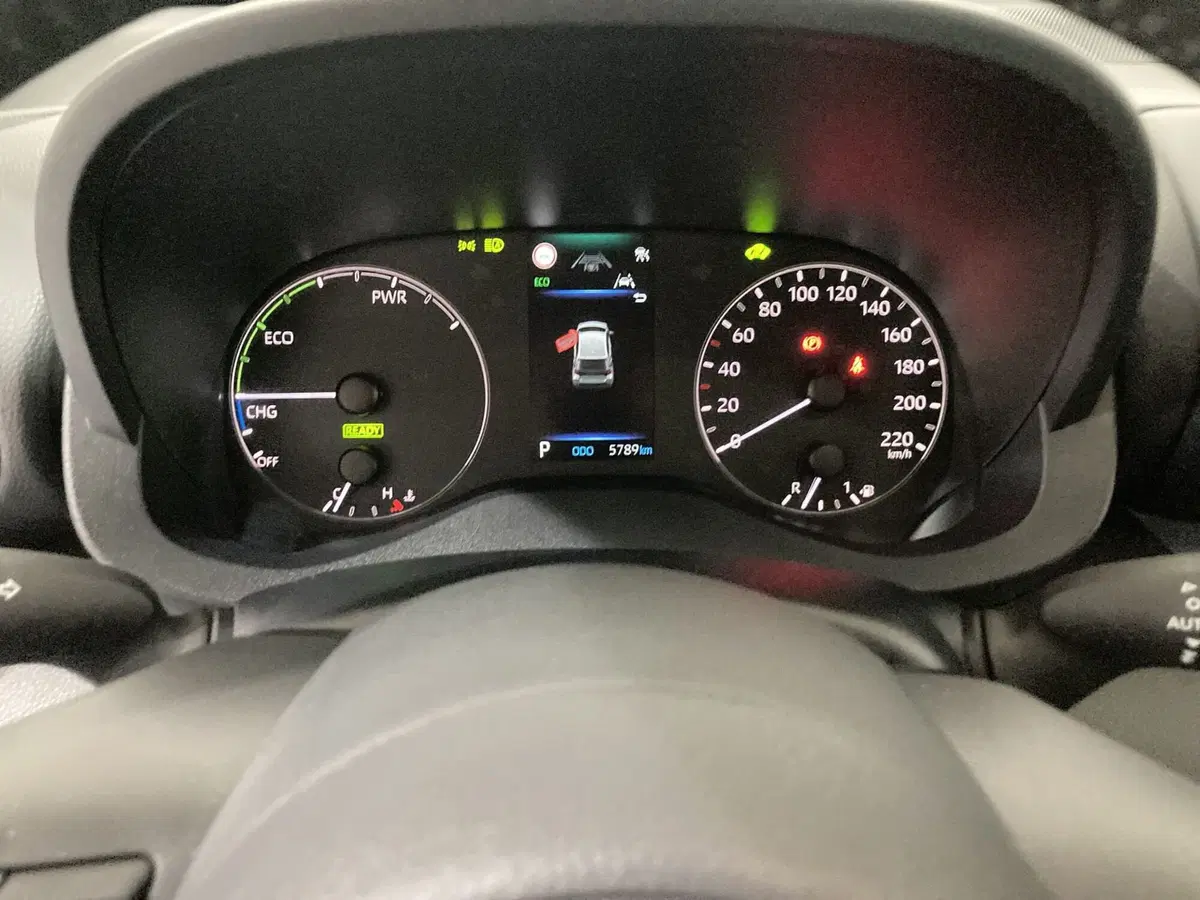 Toyota Yaris usata a Barletta-Andria-Trani (14)