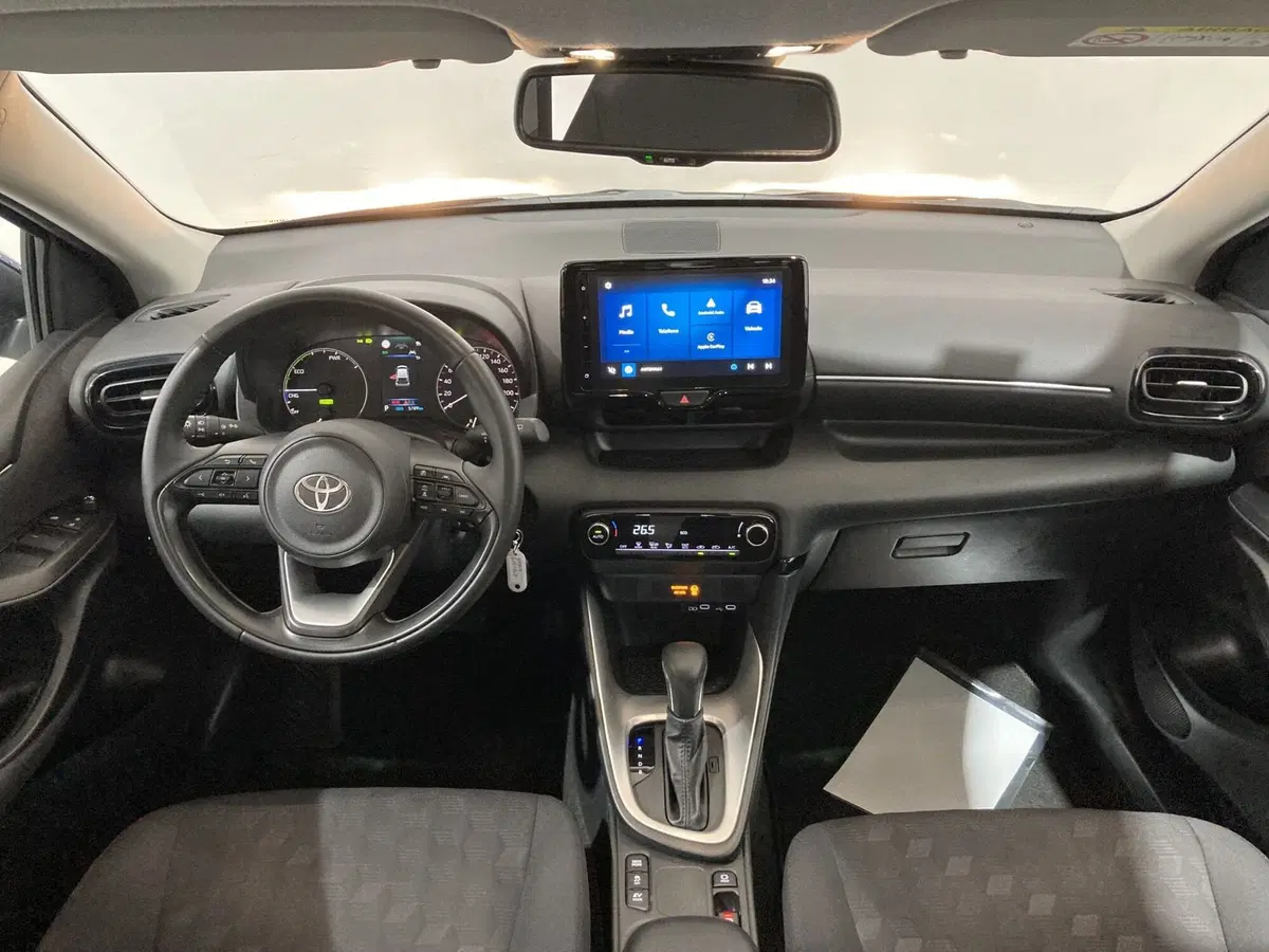 Toyota Yaris usata a Barletta-Andria-Trani (18)