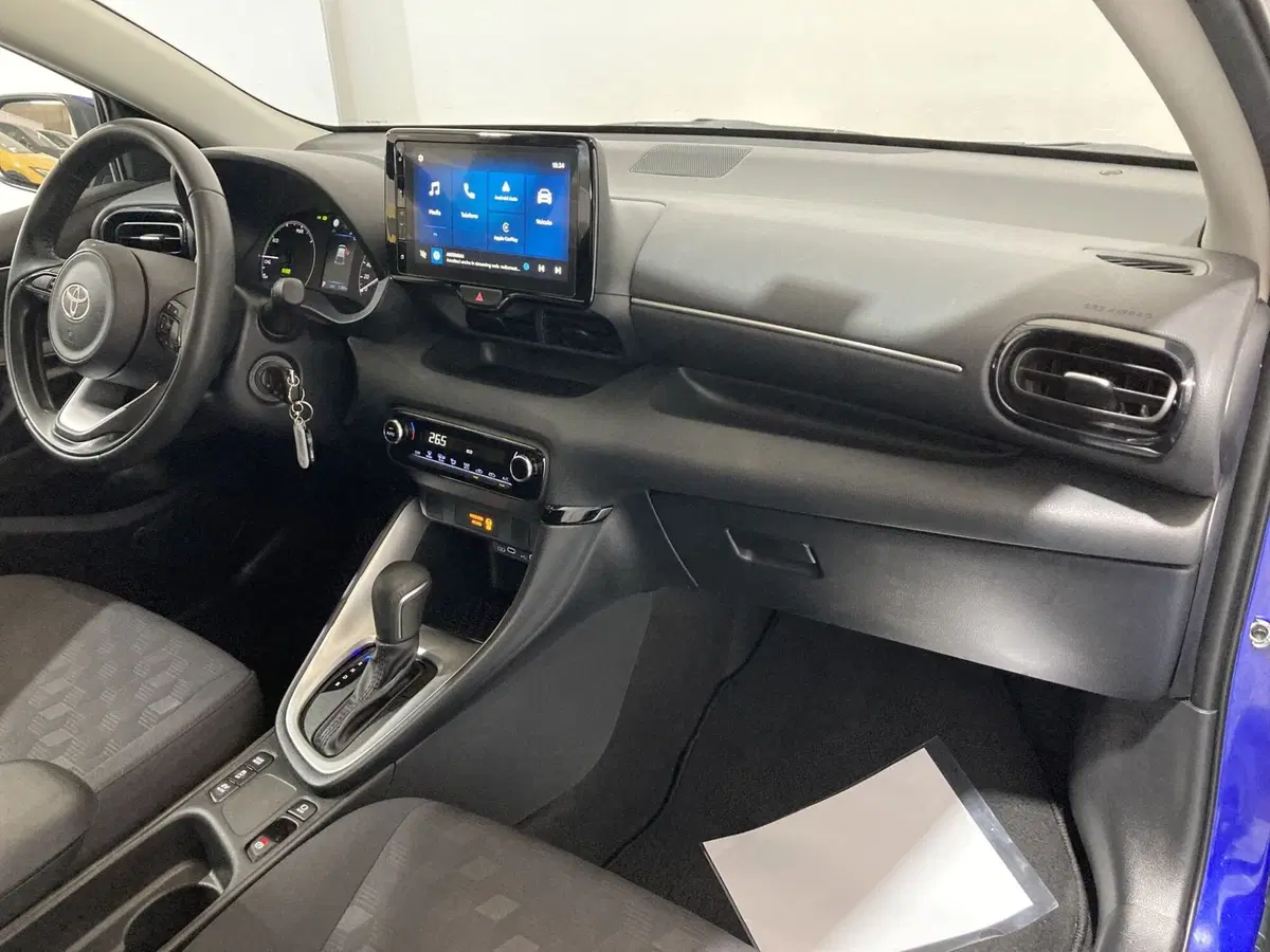 Toyota Yaris usata a Barletta-Andria-Trani (19)