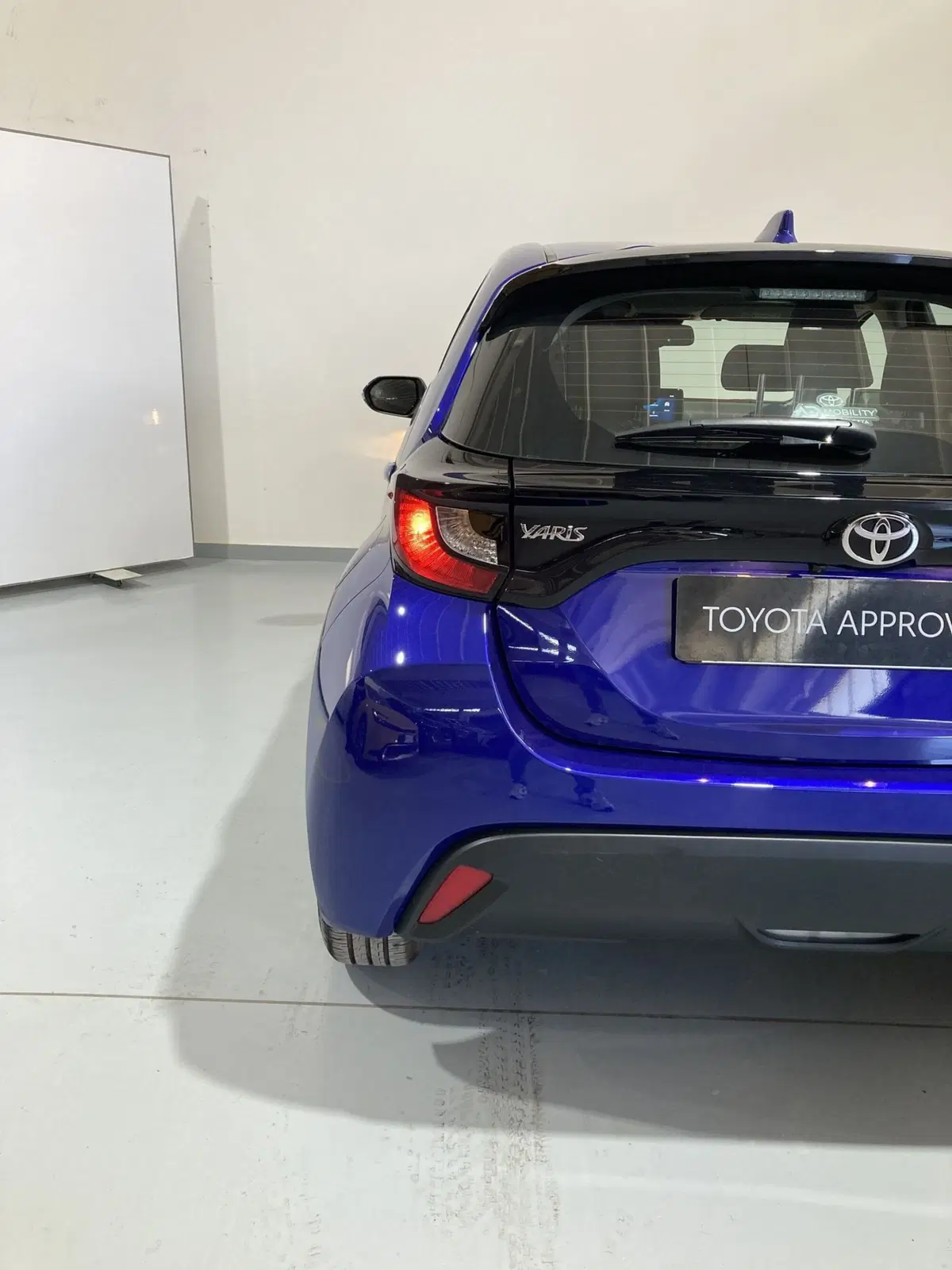 Toyota Yaris usata a Barletta-Andria-Trani (6)