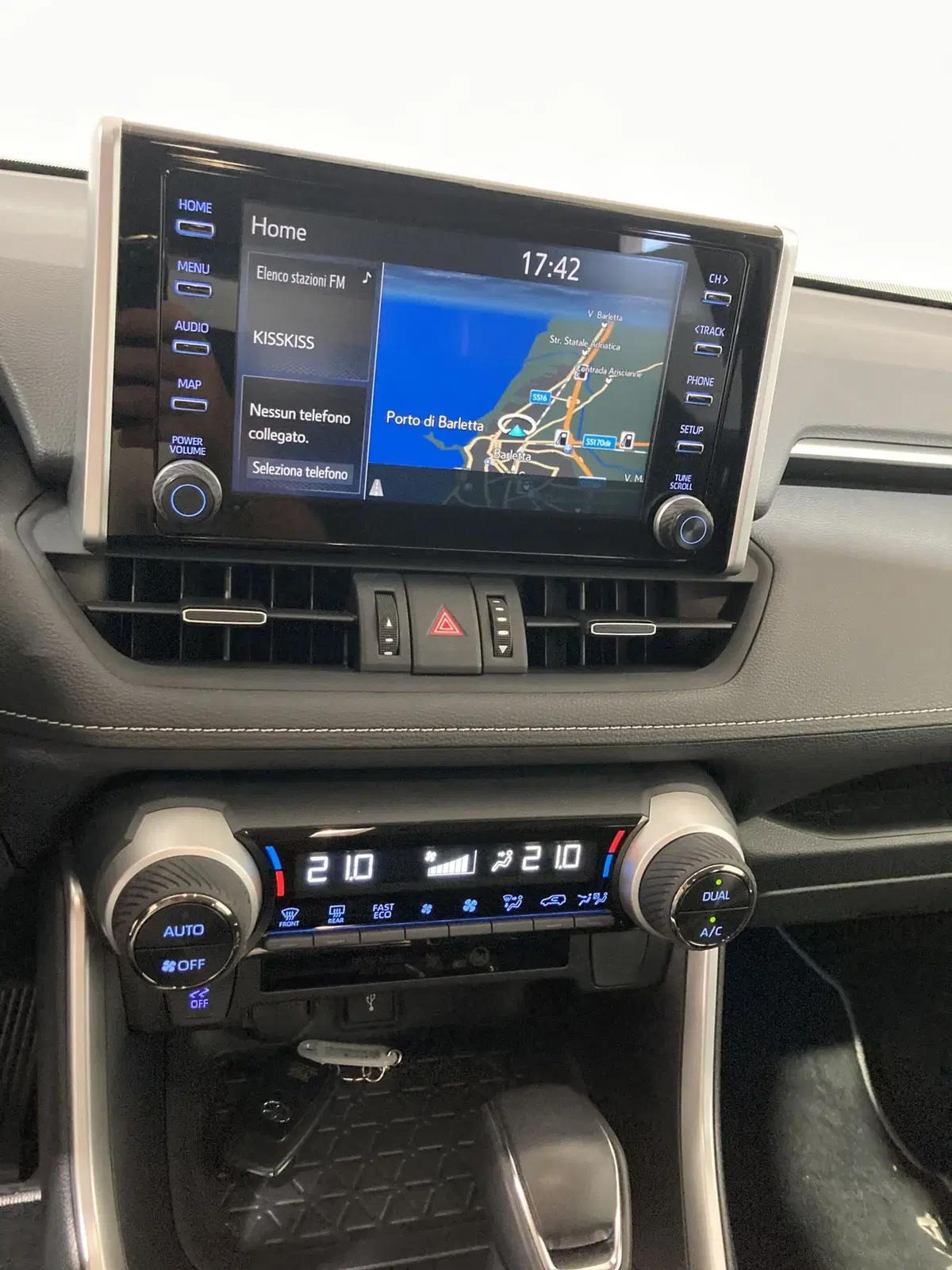 Toyota Rav4 usata a Barletta-Andria-Trani (14)