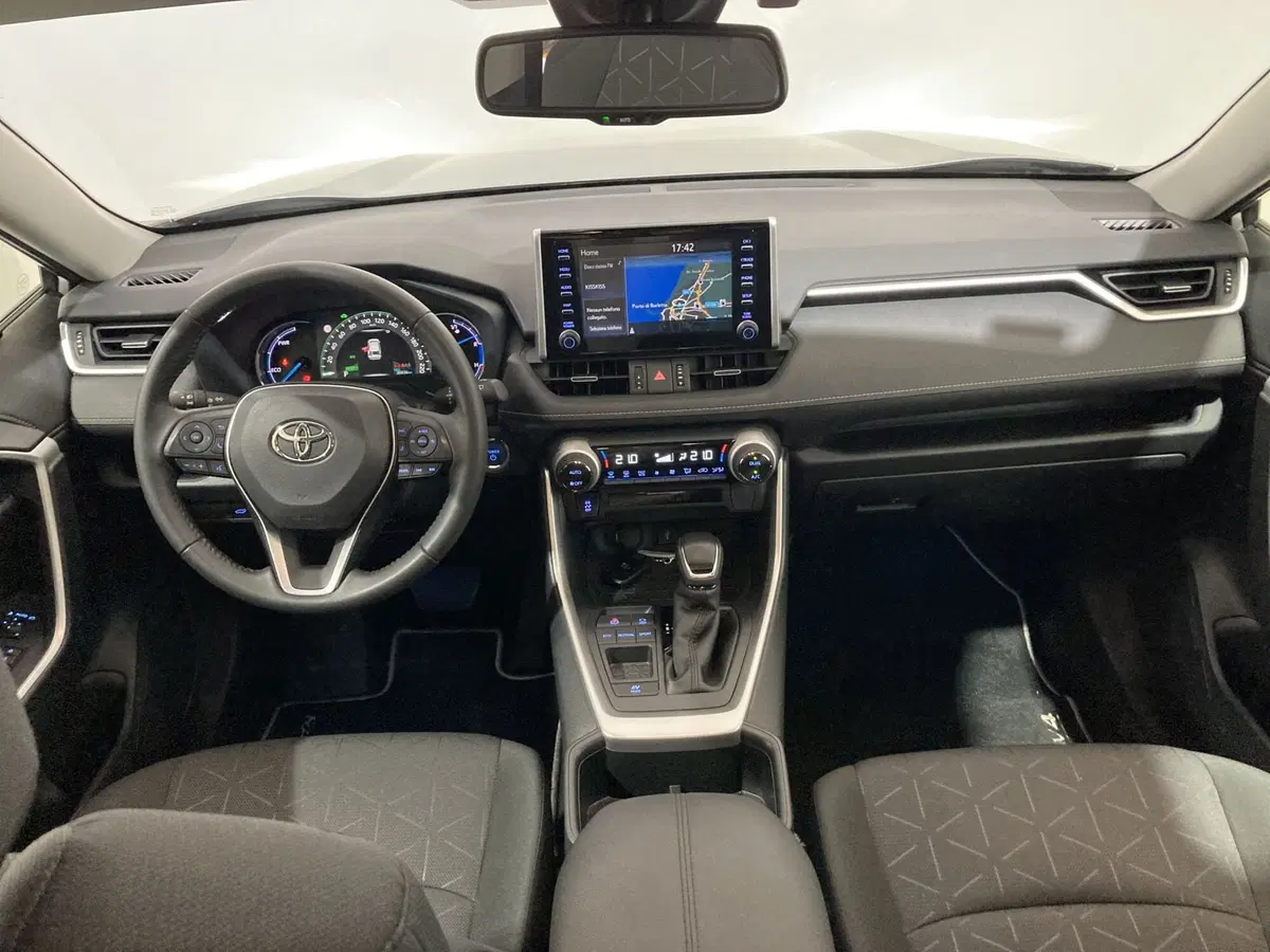Toyota Rav4 usata a Barletta-Andria-Trani (17)
