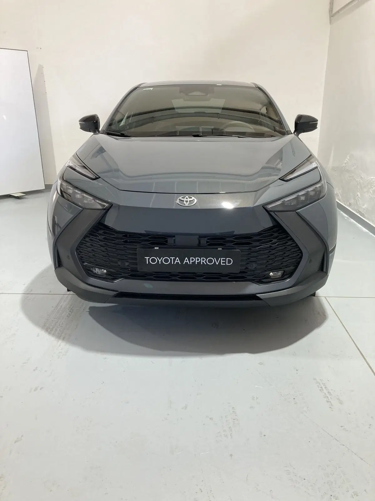 Toyota Toyota C-HR usata a Barletta-Andria-Trani (4)
