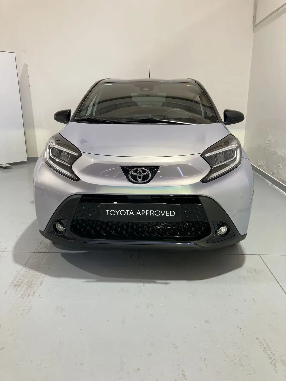 Toyota Aygo X usata a Barletta-Andria-Trani (4)