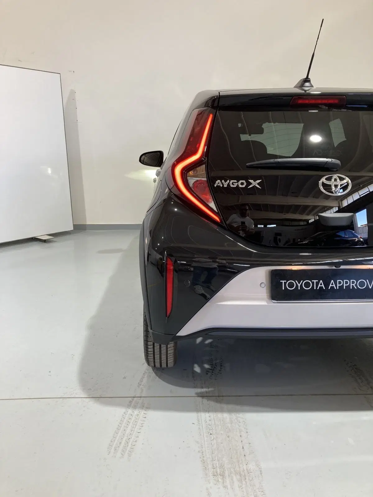 Toyota Aygo X usata a Barletta-Andria-Trani (7)