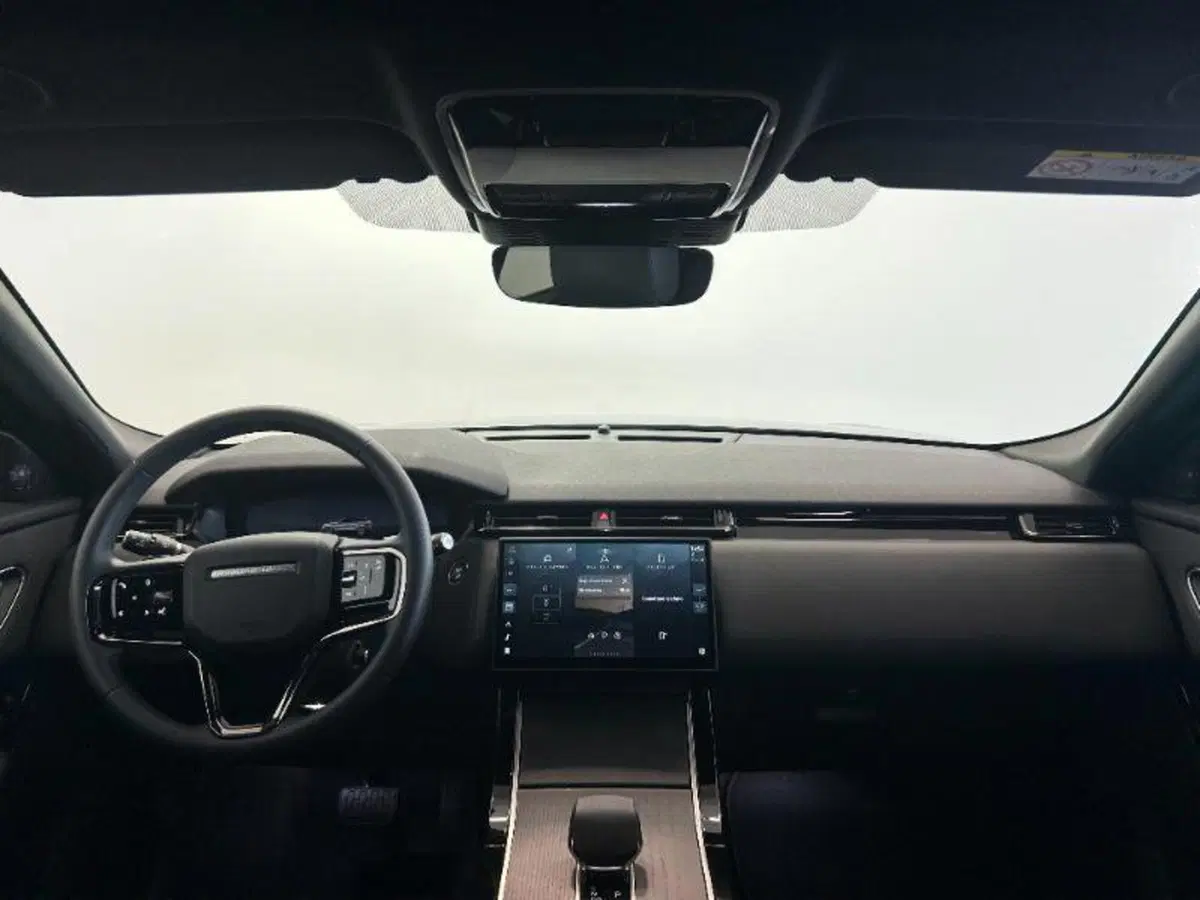 Land Rover Range Rover Velar usata a Venezia (15)