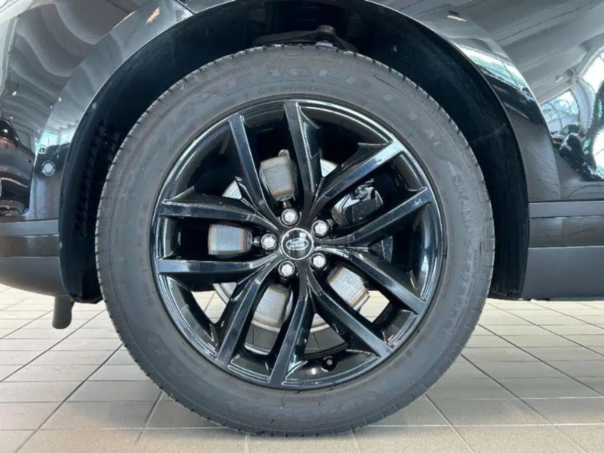 Land Rover Range Rover Velar usata a Venezia (6)