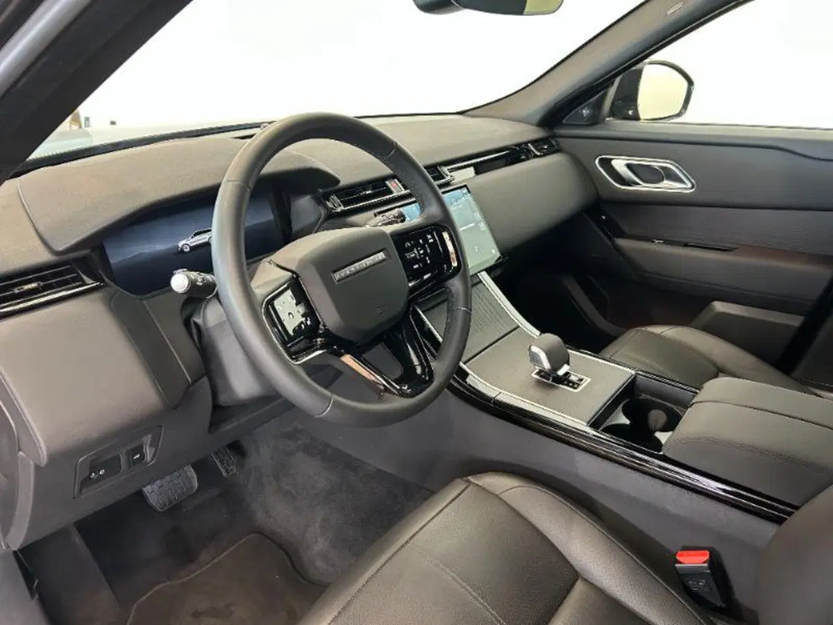 Land Rover Range Rover Velar usata a Venezia (9)