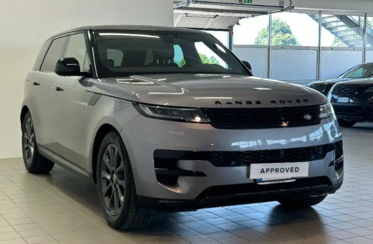 Land Rover Range Rover Sport usata a Venezia (10)