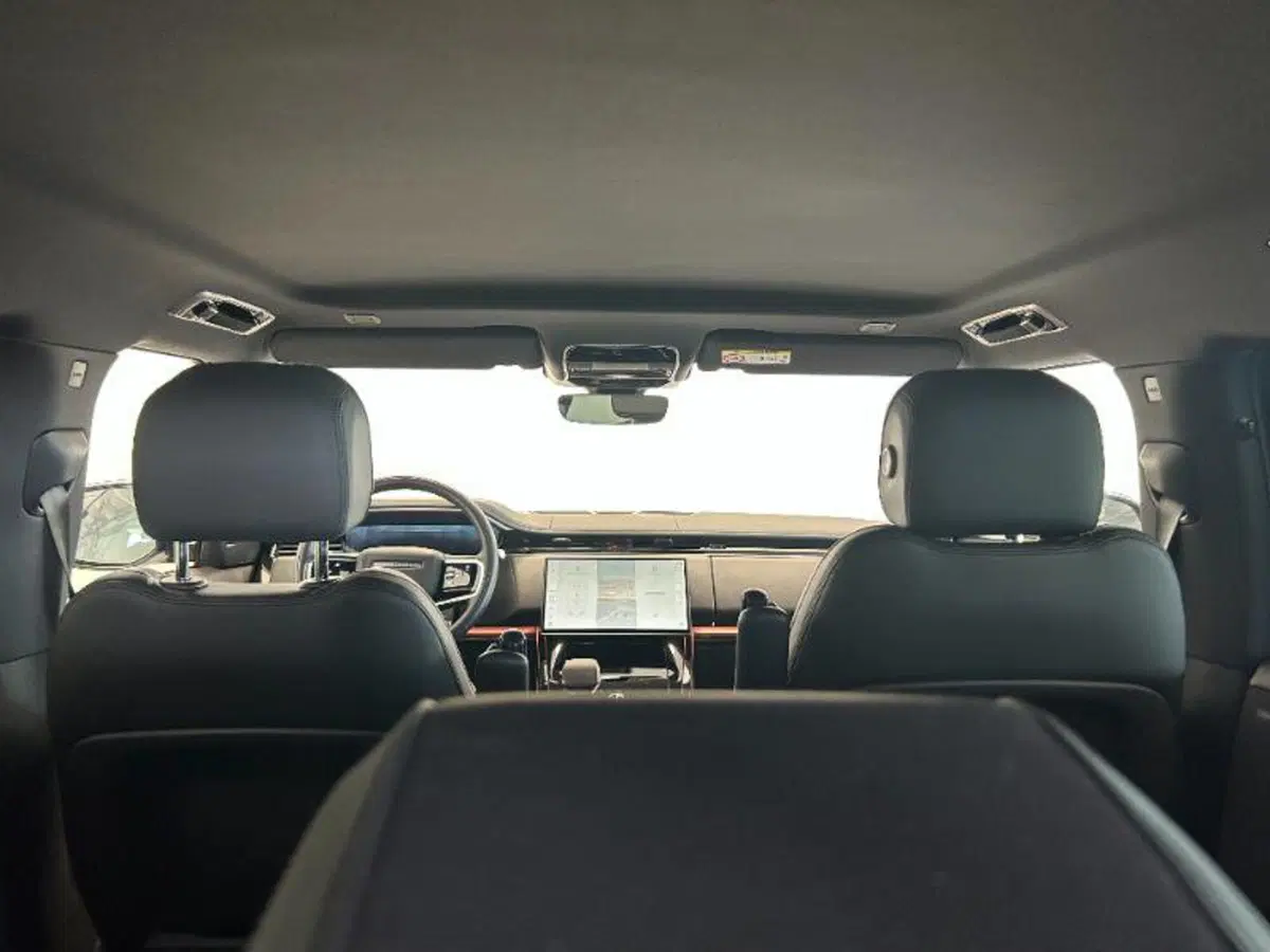 Land Rover Range Rover Sport usata a Venezia (16)