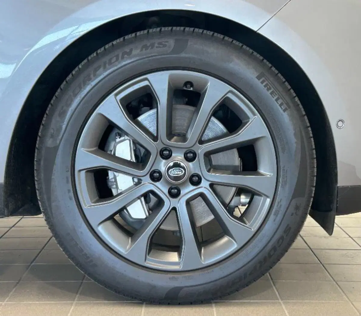 Land Rover Range Rover Sport usata a Venezia (8)