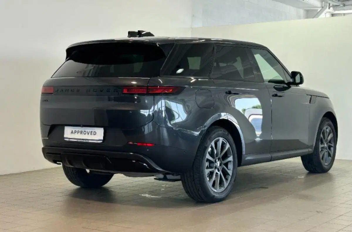 Land Rover Range Rover Sport usata a Venezia (5)