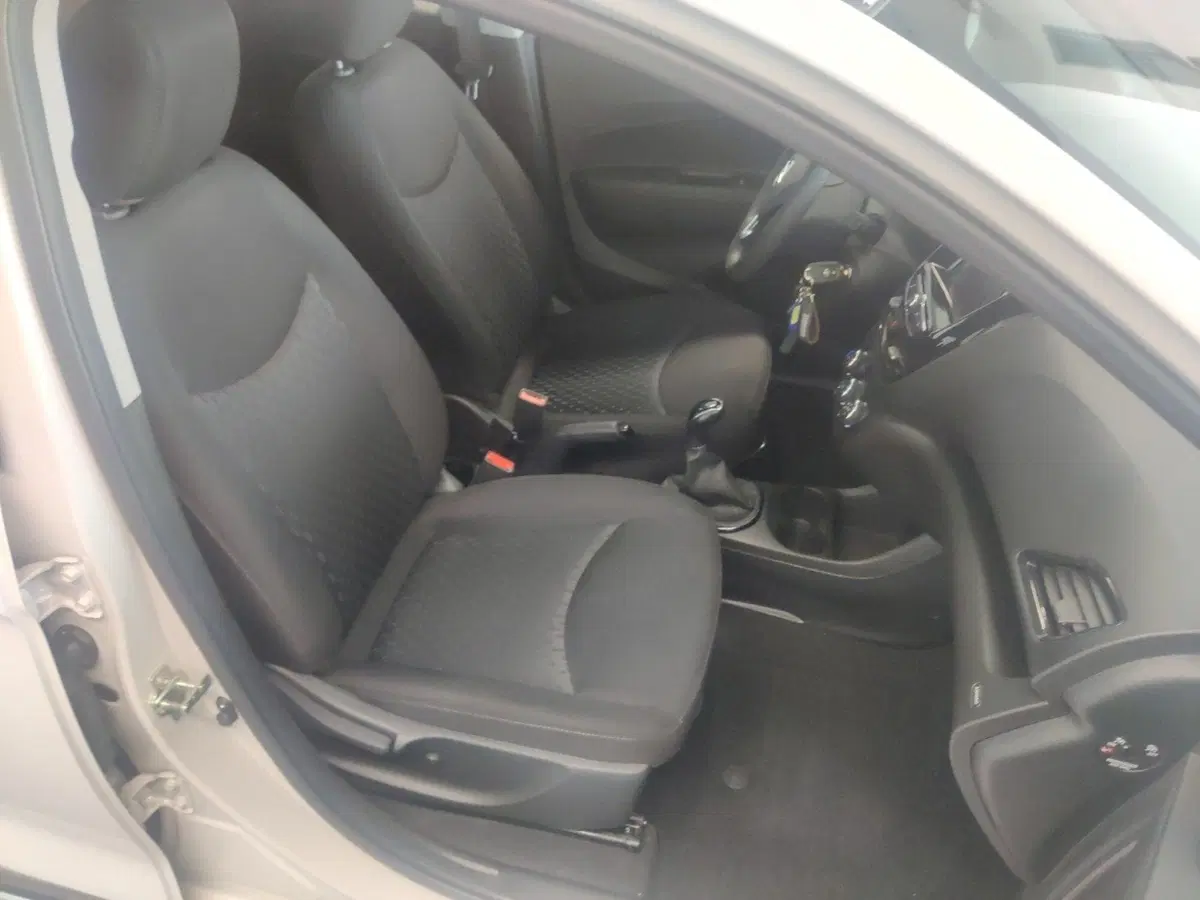 Opel Karl usata a Arezzo (13)