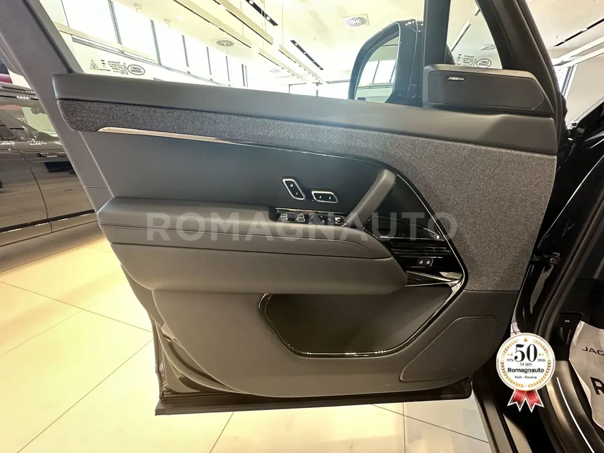 Land Rover Range Rover Sport nuova a Forlì-Cesena (15)