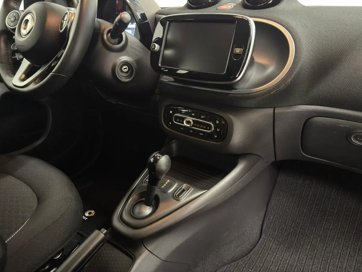 smart Fortwo usata a Novara (12)
