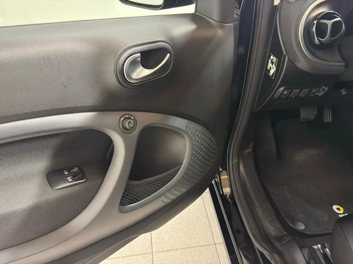 smart Fortwo usata a Novara (16)