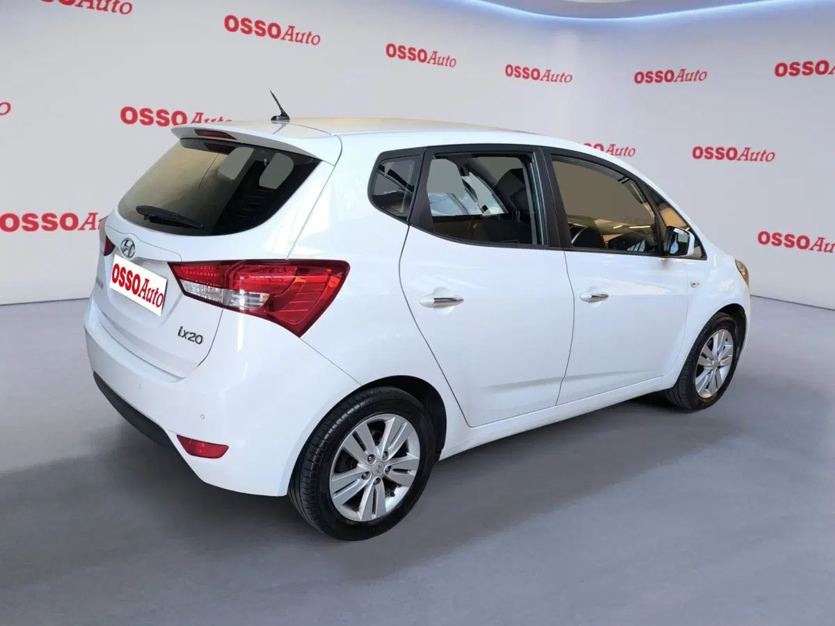 Hyundai ix20 usata a Udine (3)