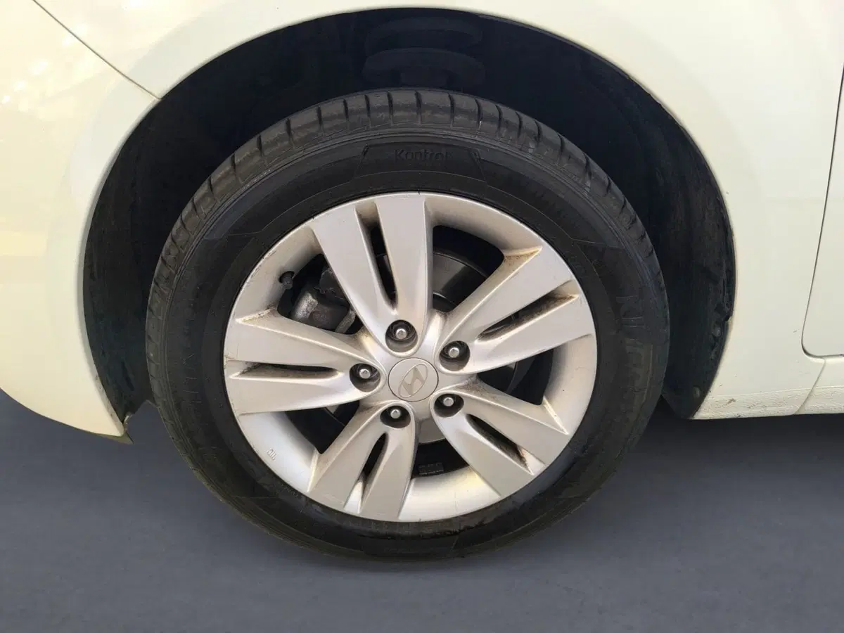 Hyundai ix20 usata a Udine (7)