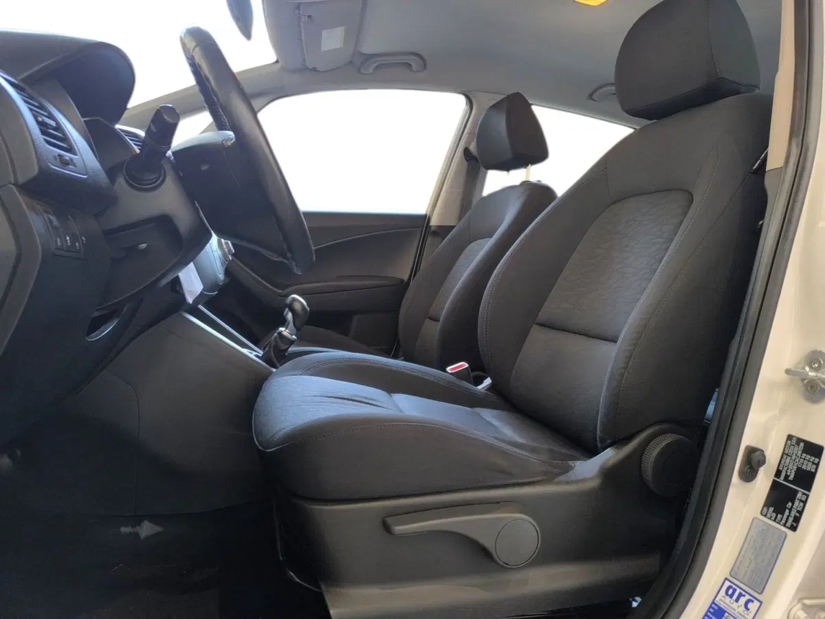 Hyundai ix20 usata a Udine (8)