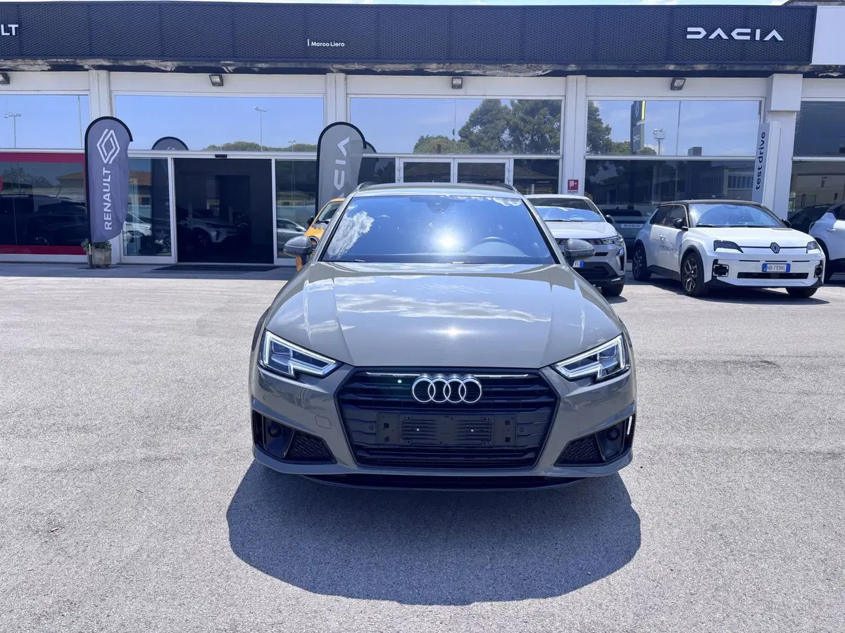 Audi A4 Avant usata a Ancona (2)
