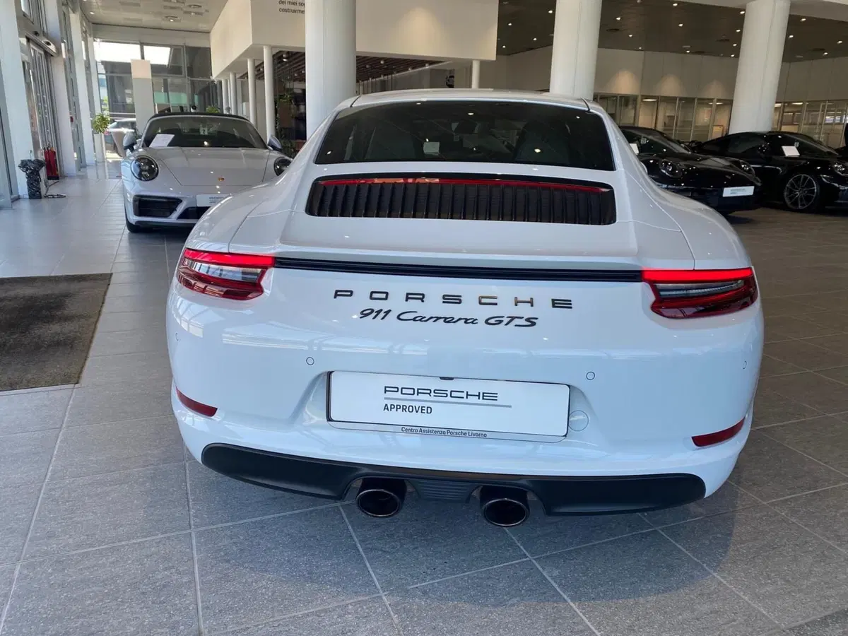 Porsche 911 Coupé usata a Firenze (11)