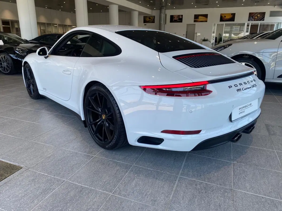 Porsche 911 Coupé usata a Firenze (6)