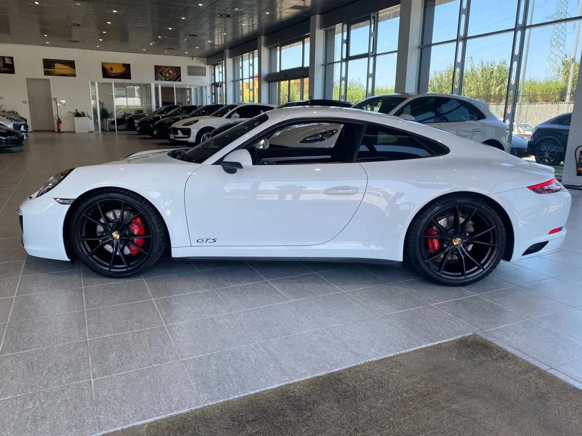Porsche 911 Coupé usata a Firenze (7)