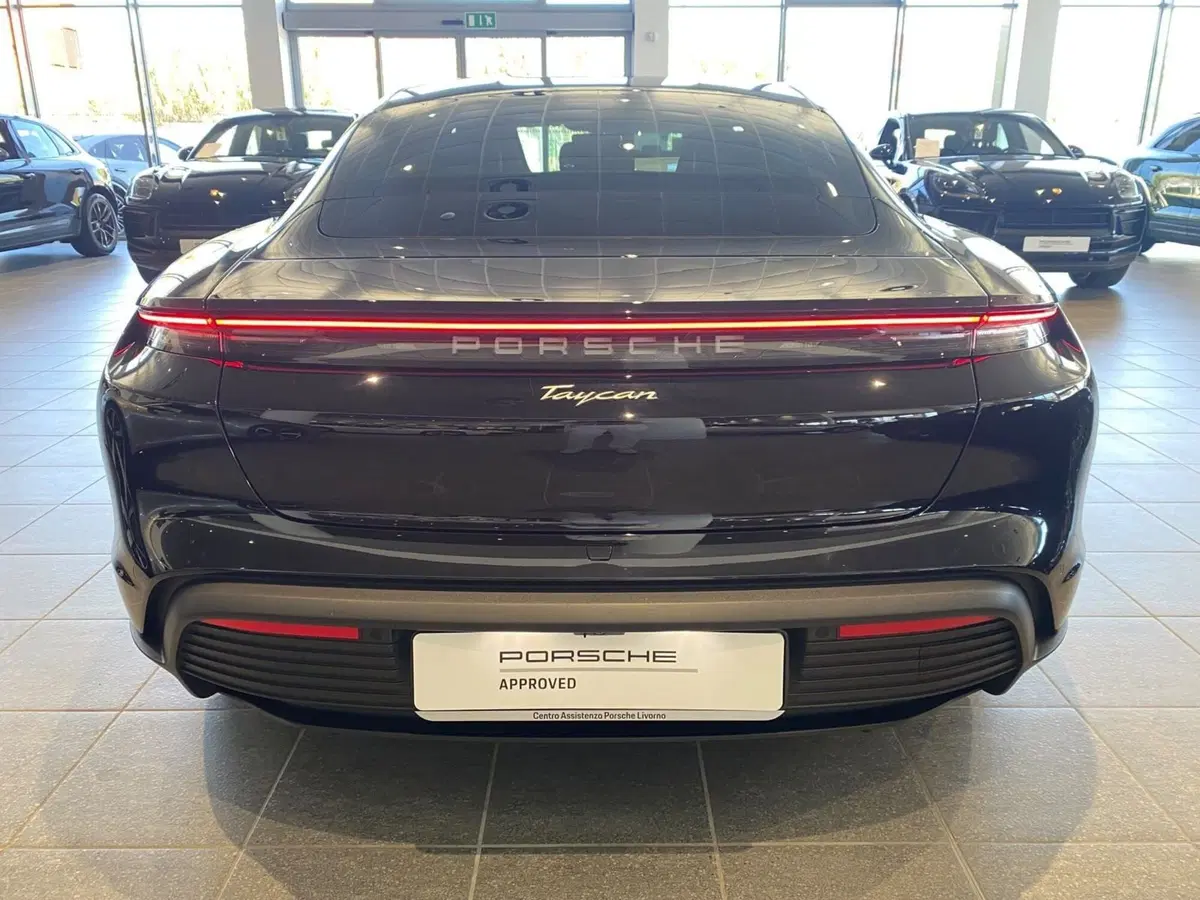 Porsche Taycan usata a Firenze (7)