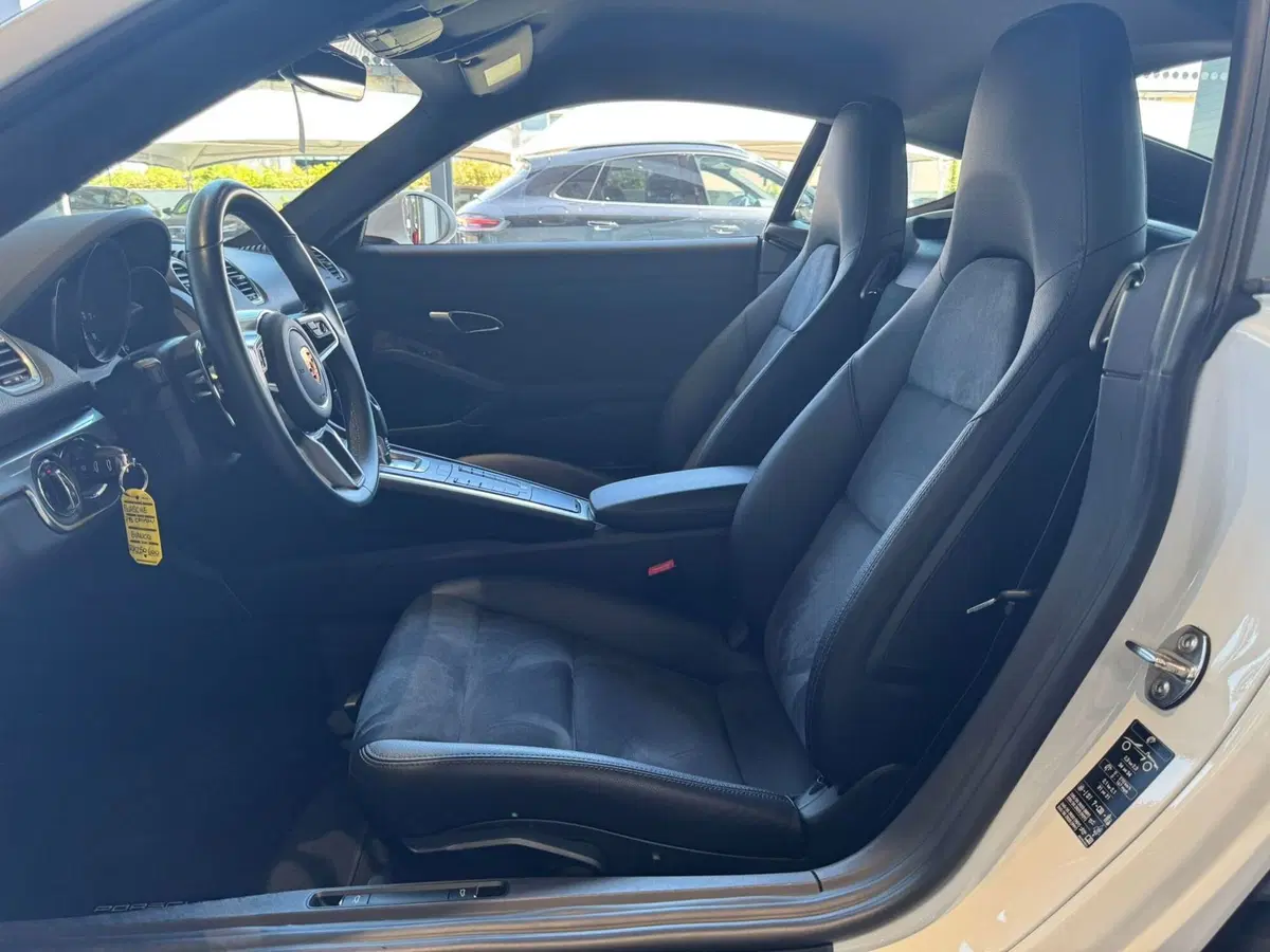 Porsche 718 Cayman  usata a Firenze (9)