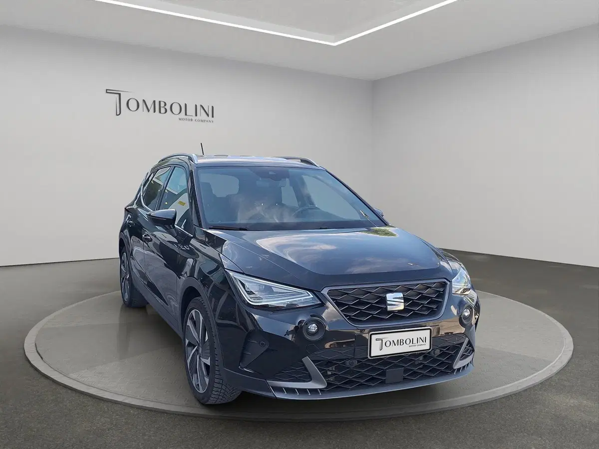SEAT Arona usata a Macerata (2)
