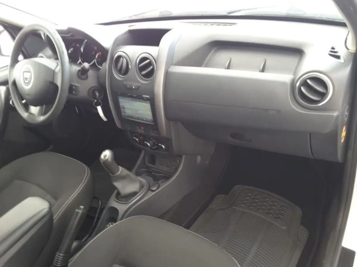 Dacia Duster usata a Firenze (10)