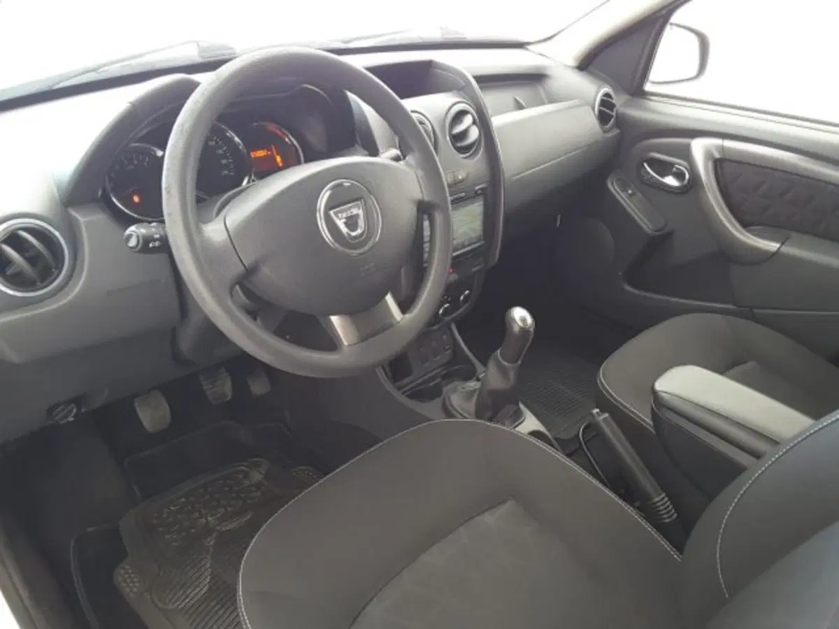 Dacia Duster usata a Firenze (6)