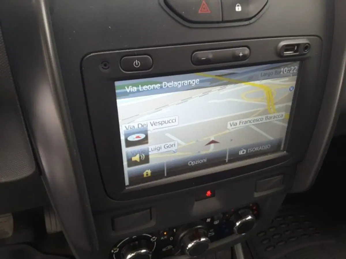 Dacia Duster usata a Firenze (8)