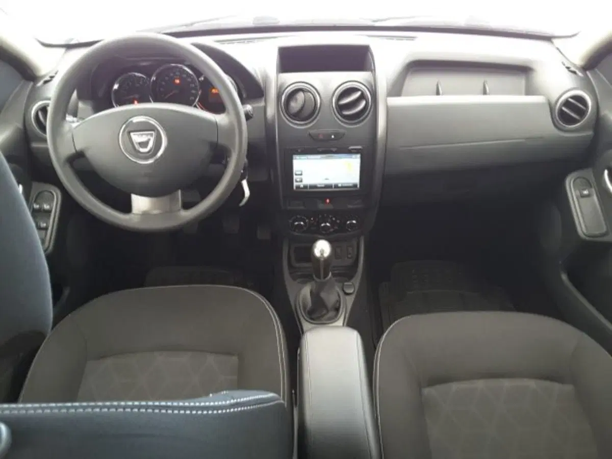 Dacia Duster usata a Firenze (9)