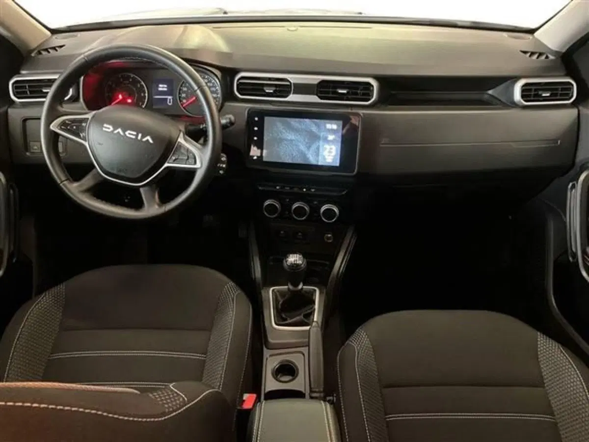 Dacia Duster usata a Como (9)