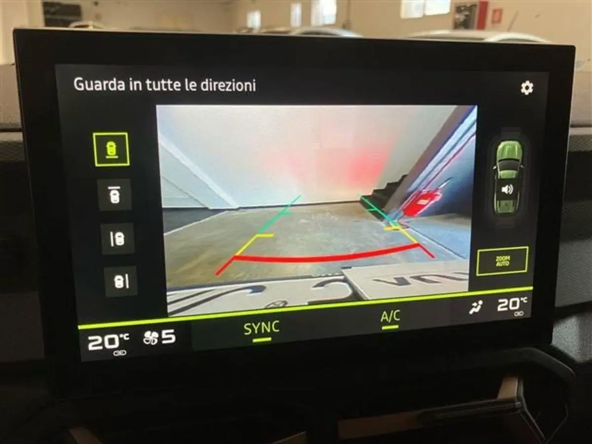 Dacia Bigster usata a Como (14)