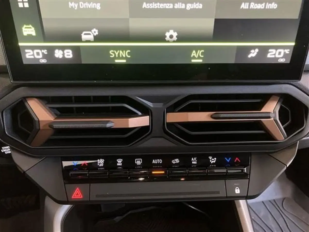 Dacia Bigster usata a Como (20)