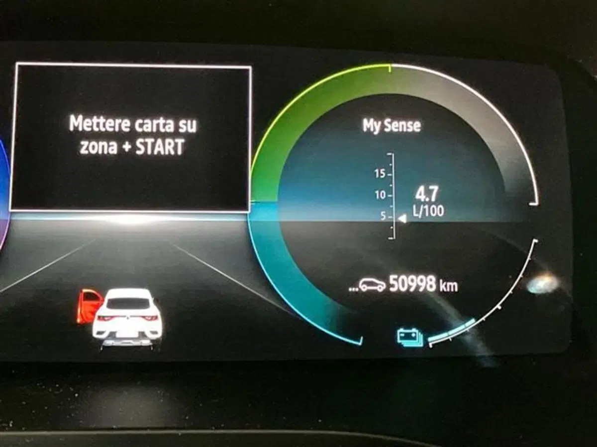 Renault Arkana usata a Como (13)