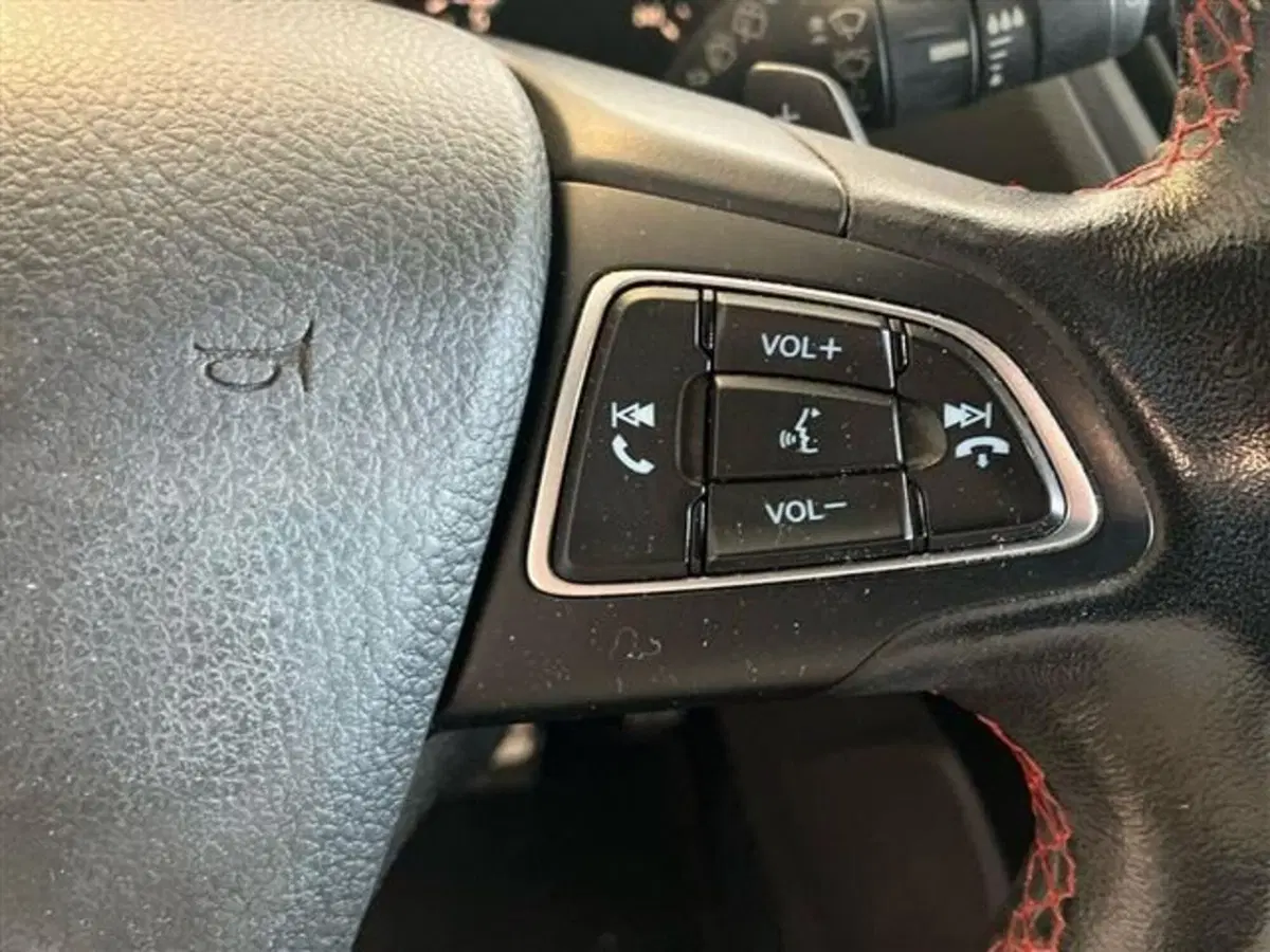 Ford Kuga usata a Como (18)