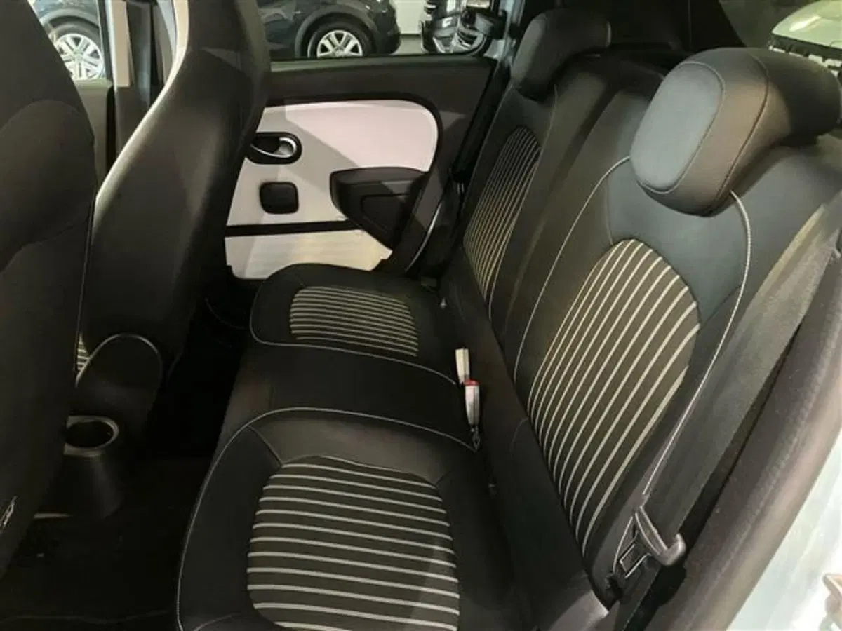 Renault Twingo usata a Como (11)