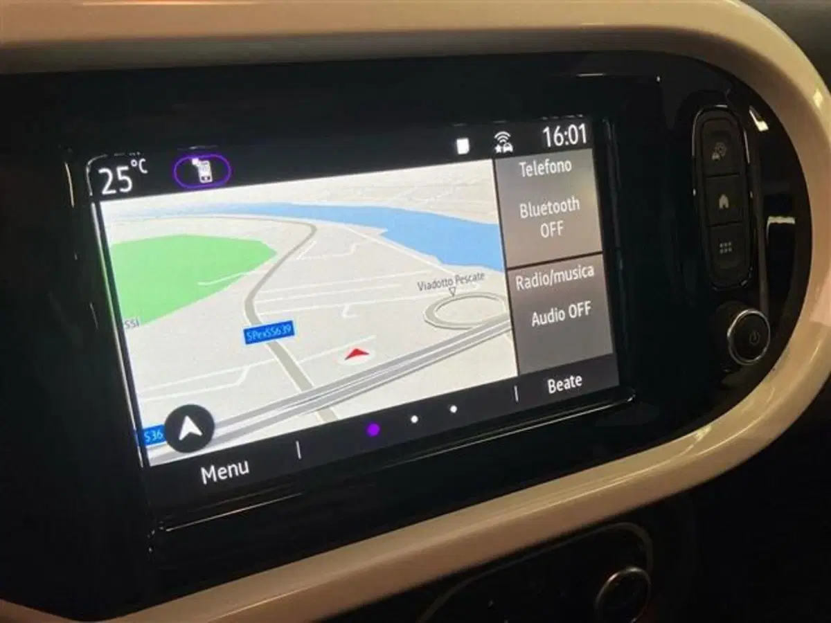 Renault Twingo usata a Como (14)