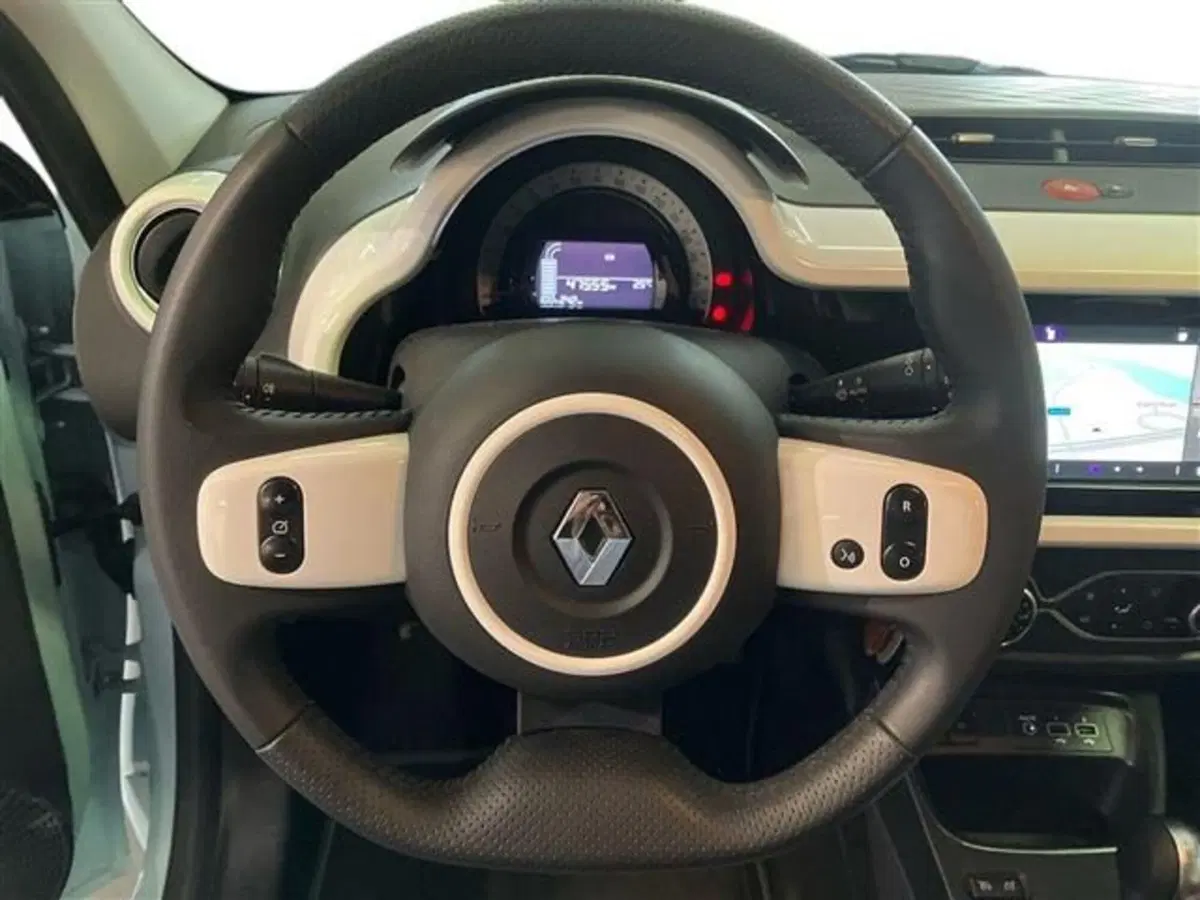 Renault Twingo usata a Como (16)