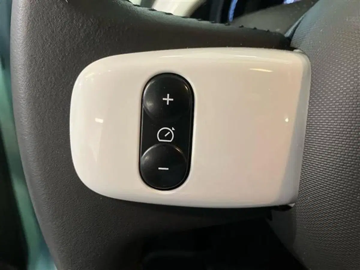 Renault Twingo usata a Como (17)
