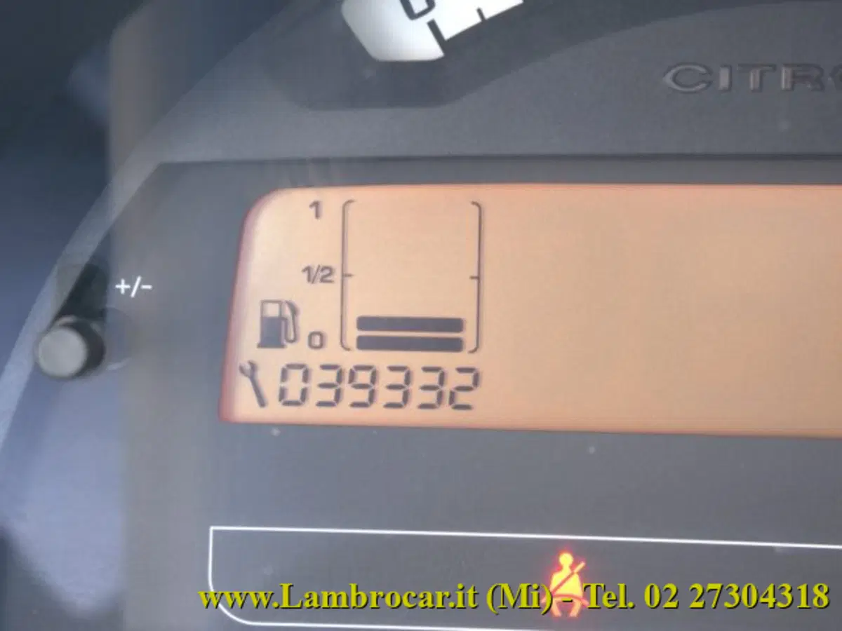 Citroen C3 usata a Milano (7)