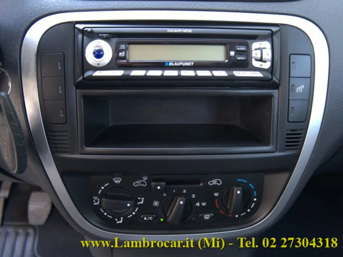 Citroen C3 usata a Milano (8)